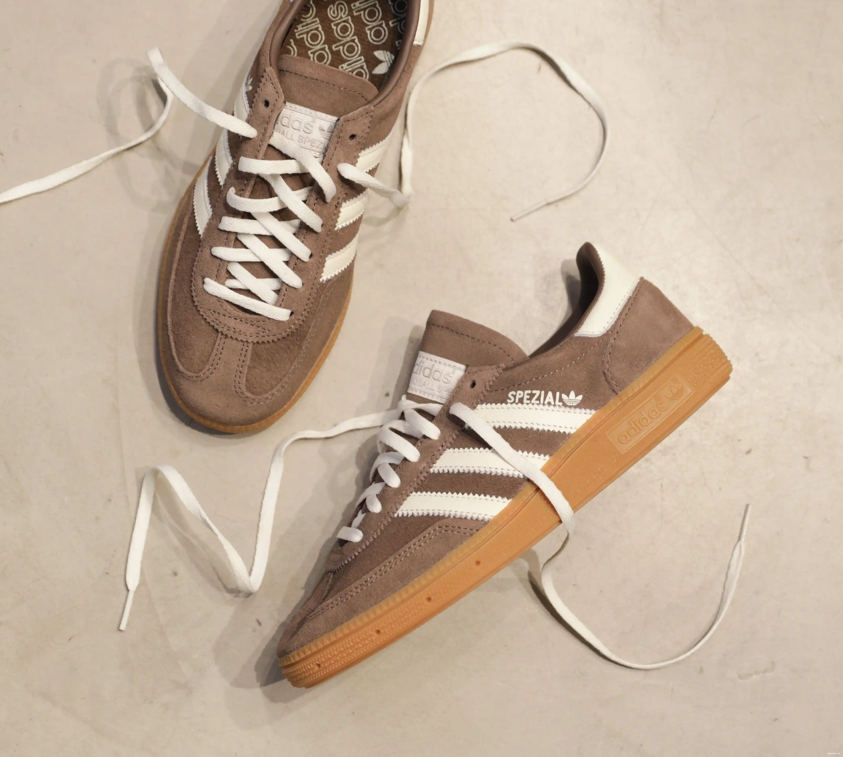 Spezial Gum Handball Strata Earth W adidas 0529